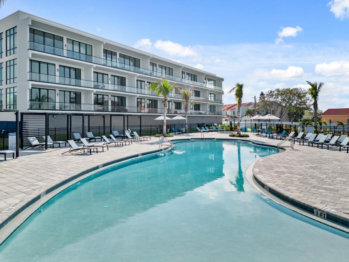 Villatel At Harbor Island Club
